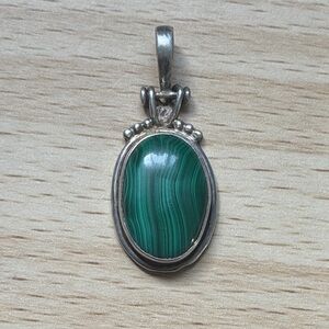 Elegant Silver and Malachite Pendant